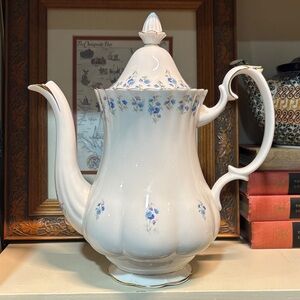 Royal Albert Memory Lane Tall Teapot, Large Coffee Pot